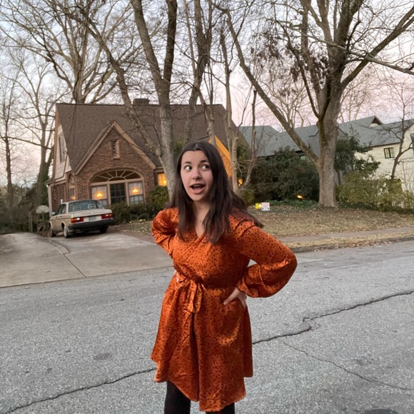 Meet your Posher, Catherine - Picture 1 of 4